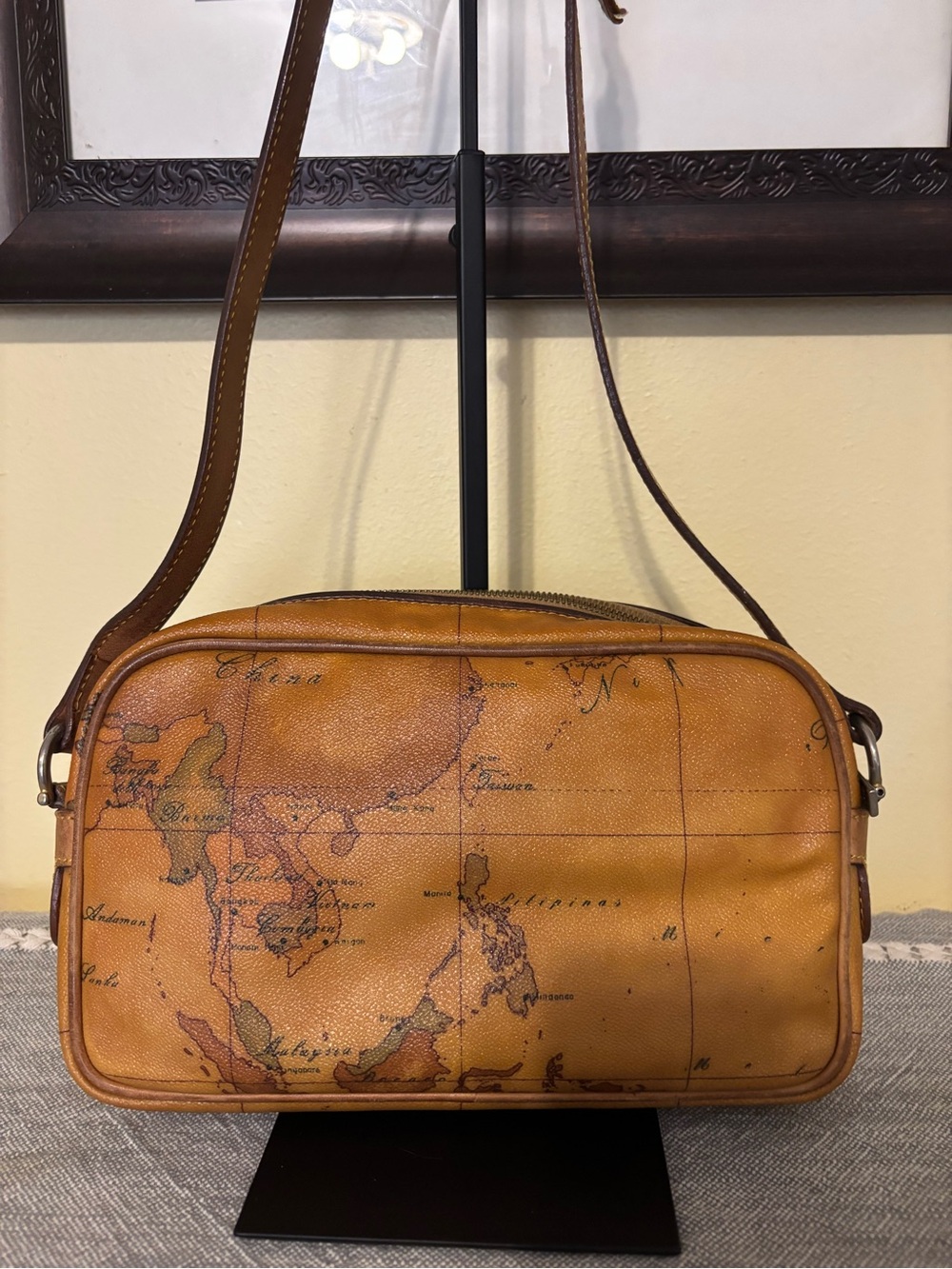 Alviero Martini Brown Shoulder Bag - Picture 2 of 8